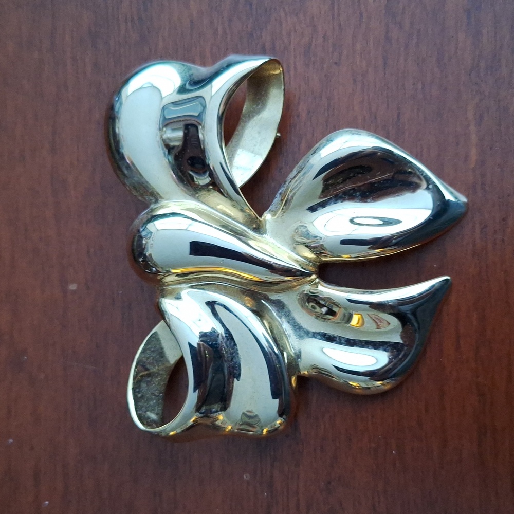 Vintage Bow Brooch Unmarked